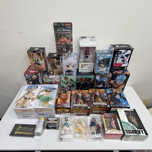 バンダイ バンプレスト 鬼滅の刃 ワンピース プライズ品 他 アニメ フィギュア